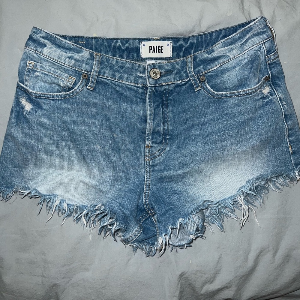 Paige Jeans Distressed Cutoff Buttonfly Emmitt Shorts size 26